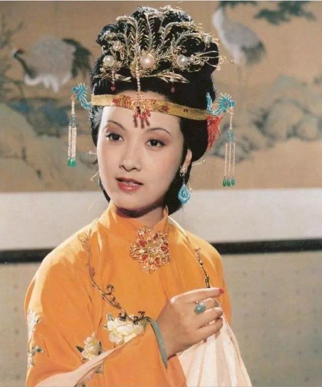 为什么说87版红楼梦是一代经典,为什么87版的红楼梦难以被超越