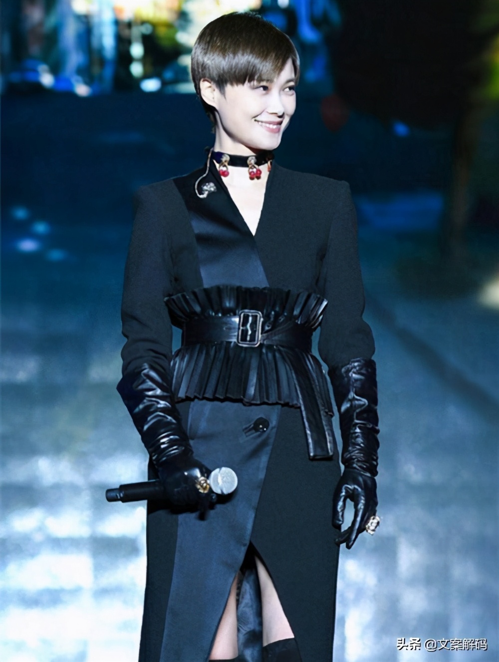 荒原精准定位技巧,光遇巨兽荒原精准位置