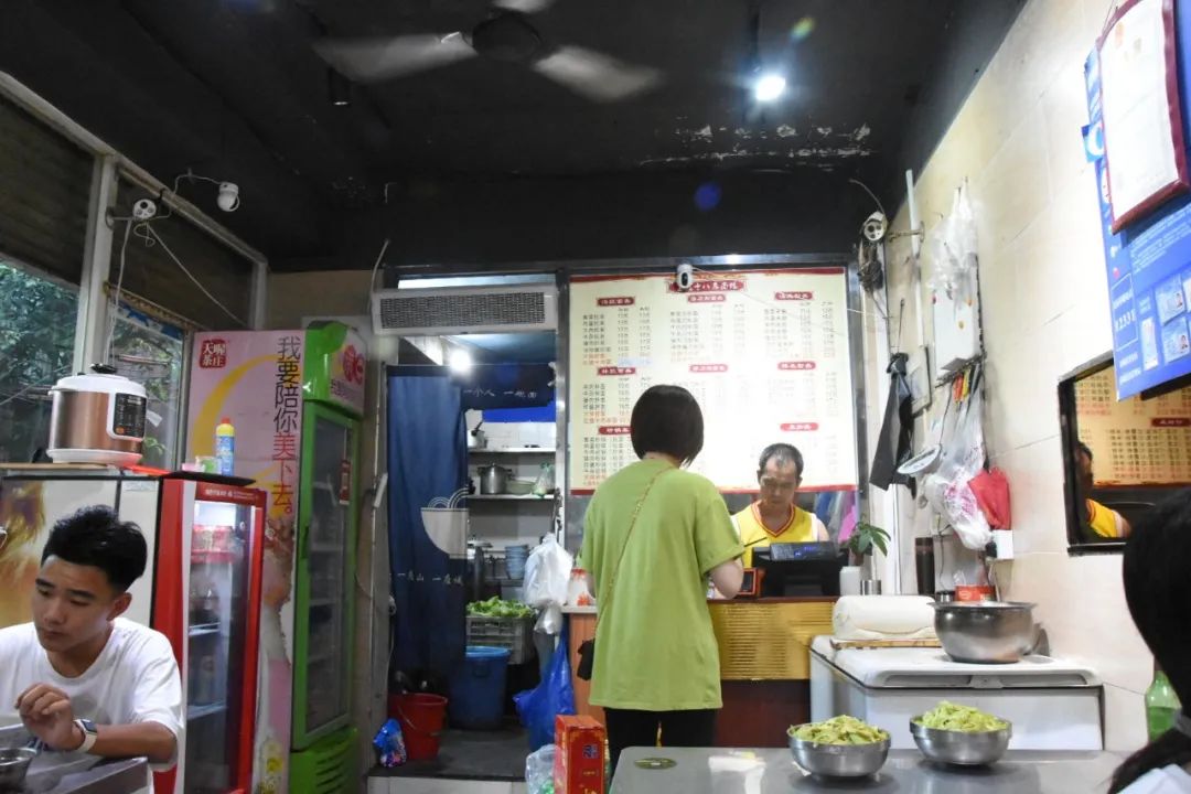 热情的夏夜里，我只想在王庄放肆地吃吃吃｜暴走福州