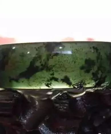 黑色玉石都有哪些,黑色玉石有哪几种怎么分