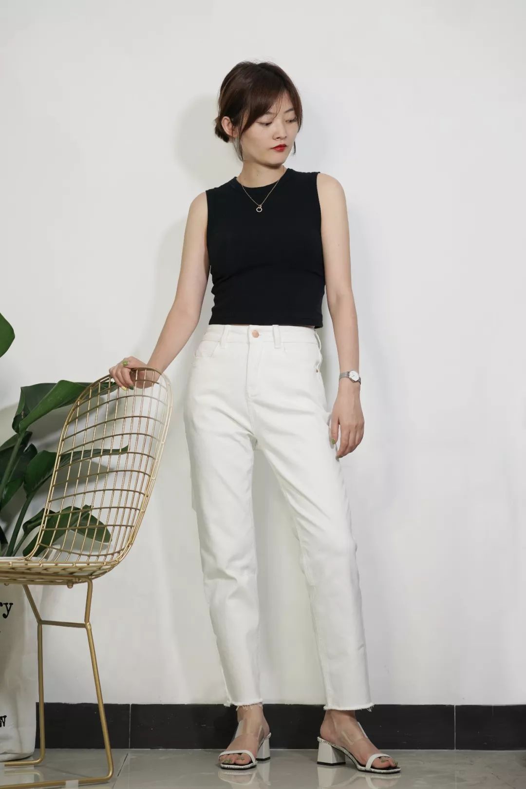 我试了九条白色牛仔裤，这四条太太太好穿了！