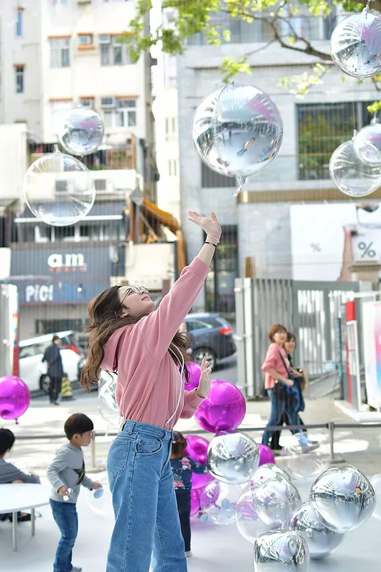 美得足以让人忘记时间流逝,美得让人静止的瞬间