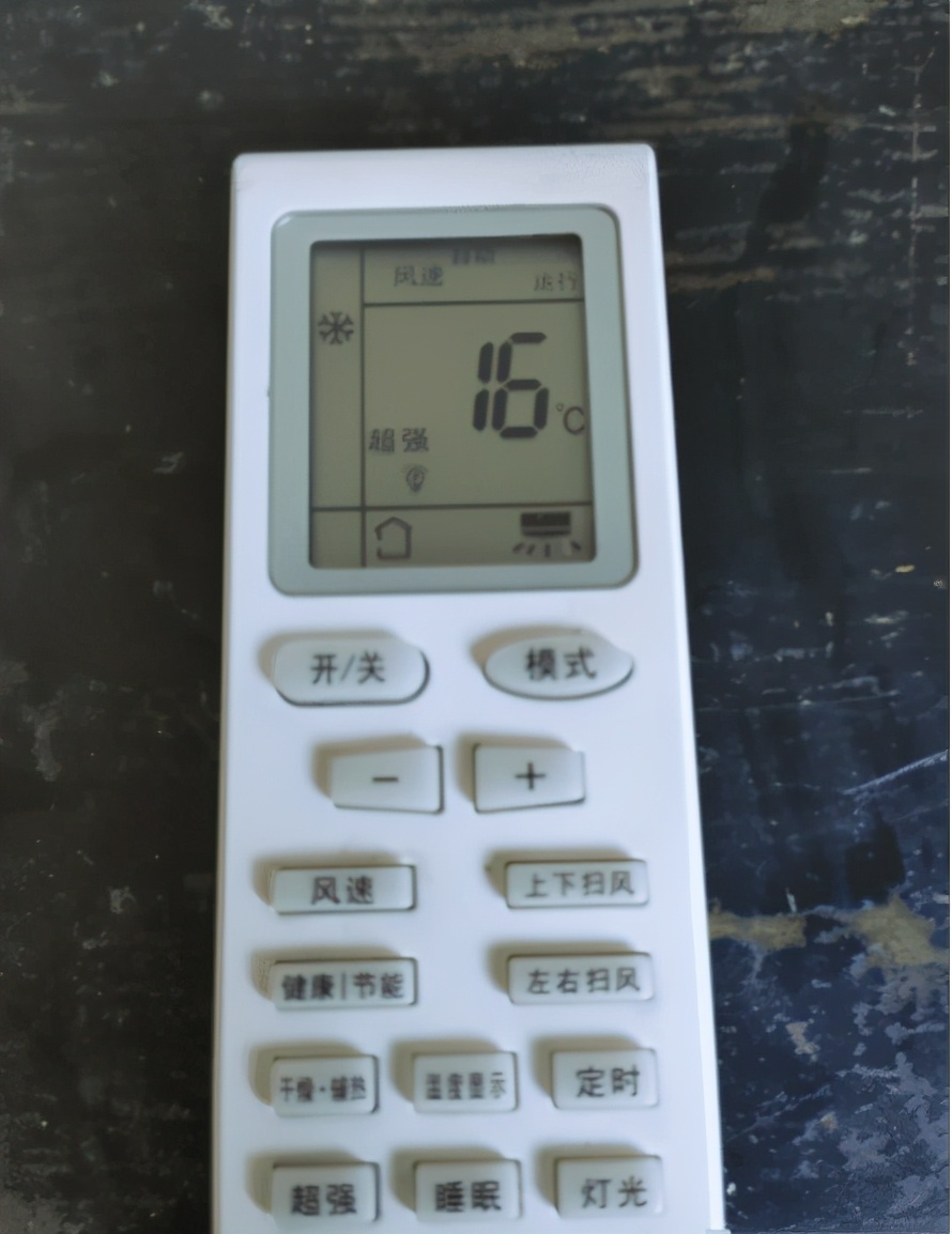 健身半年越练越重怎么回事,健身如何避免脖子粗