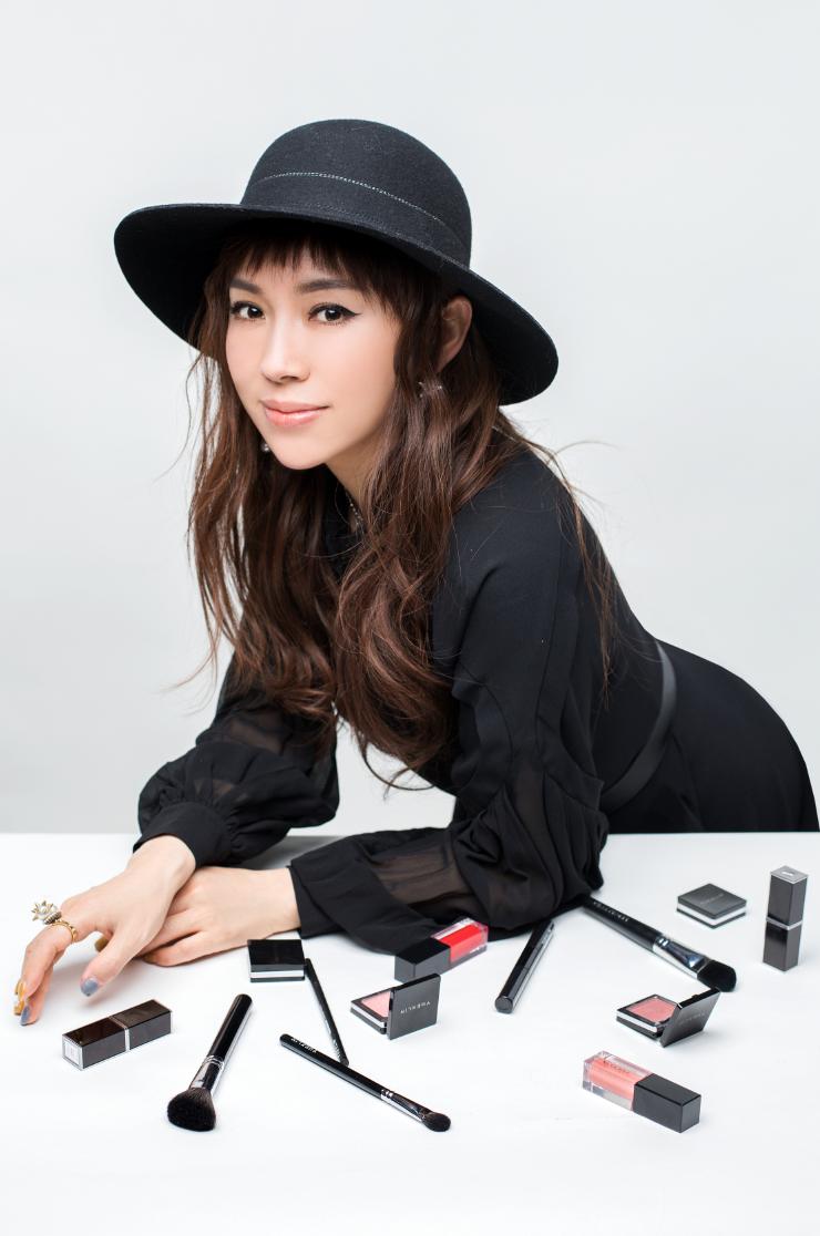 岳晓琳发型设计黄金法则,岳晓琳男发造型