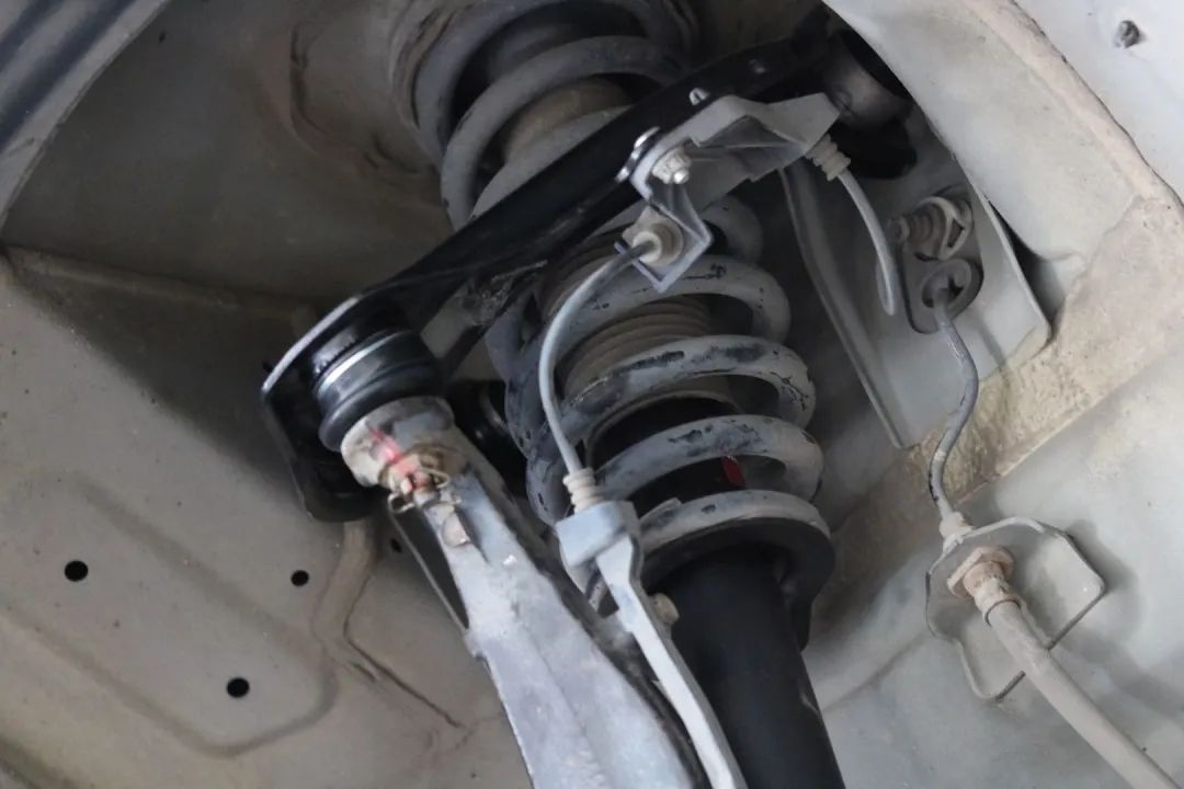 怪兽修车翻新奥迪q7,怪兽修车老车翻新