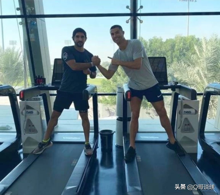 罗三岁可爱视频,罗三岁c罗庆祝动作