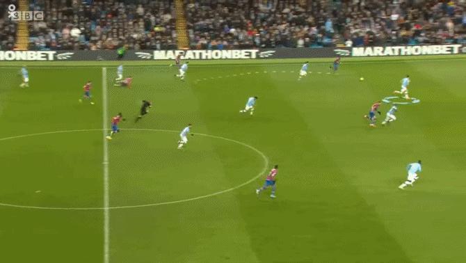 曼城水晶宫福登射门,27脚射门一球未进