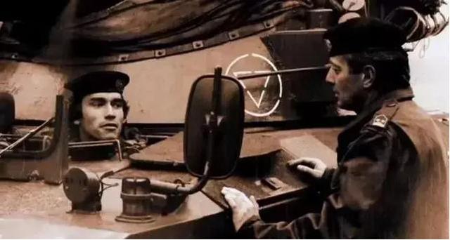 施瓦辛格与妻子离婚案持续10年半,施瓦辛格在终结者中是反派吗