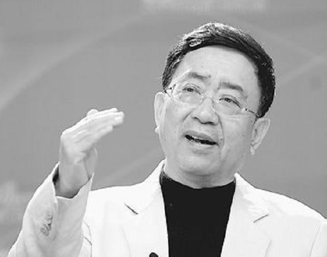 余秋雨抛弃糟糠是真的吗,余秋雨到底怎么样了