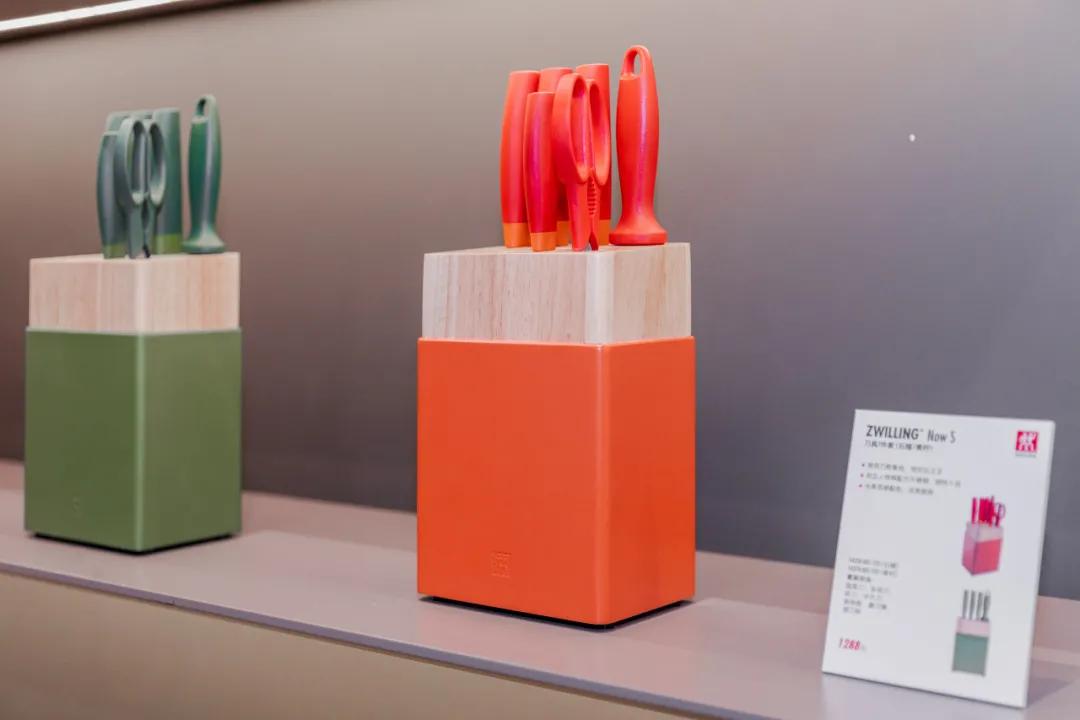 双立人亲友特卖会，想不到的超强折扣，爱不完的精美厨具