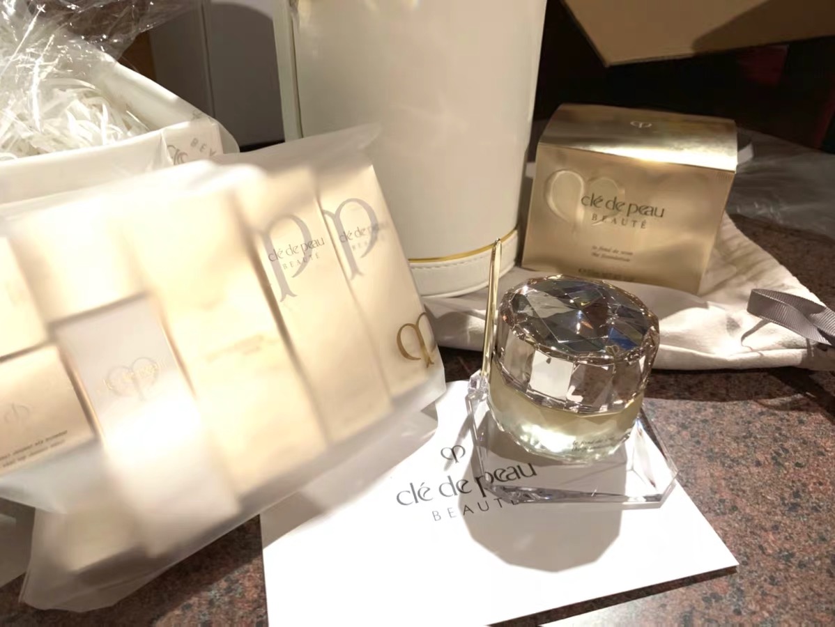 世界上最贵的粉底液多少钱一瓶,世界顶级贵妇粉底液