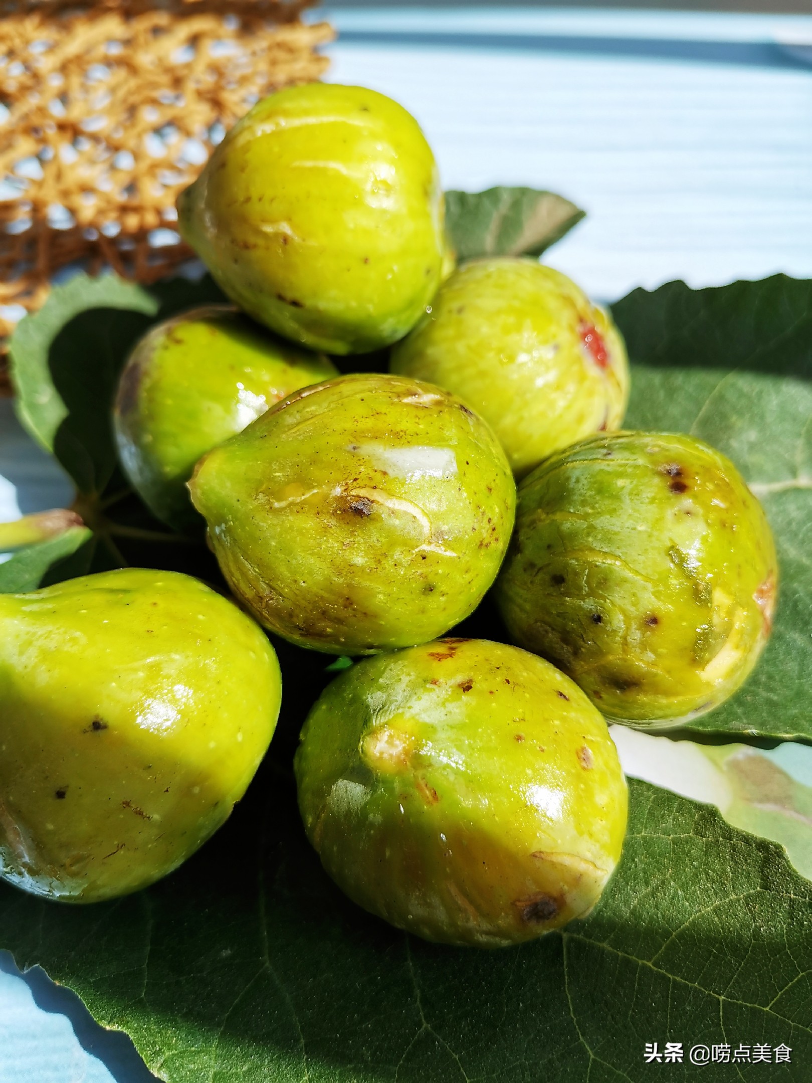 无花果吃之前怎么处理,干无花果为啥吃起来涩嘴