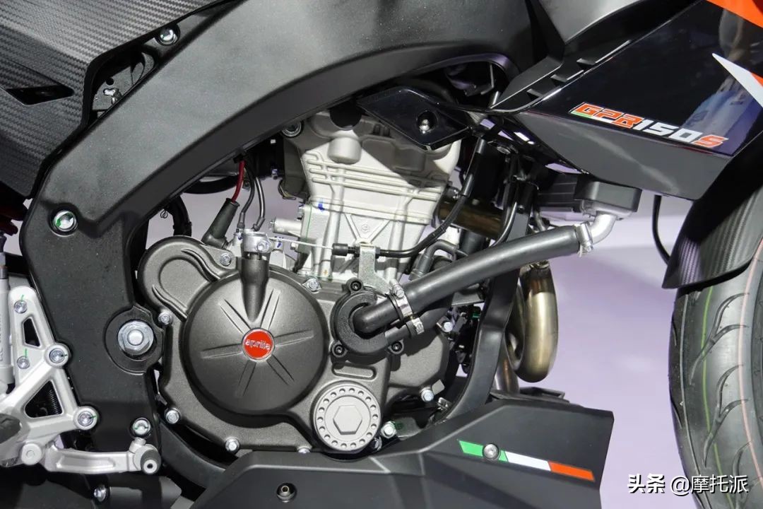 街车有两种，能战斗的街车和其他街车