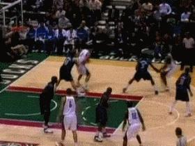 易建联（16年），顶天立地