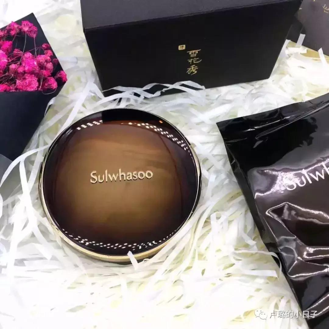 短期旅行必备化妆包是什么,出门手提袋便携女时尚化妆包