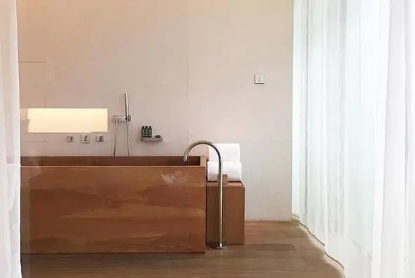 浴缸设计方案,楼梯下设计浴缸