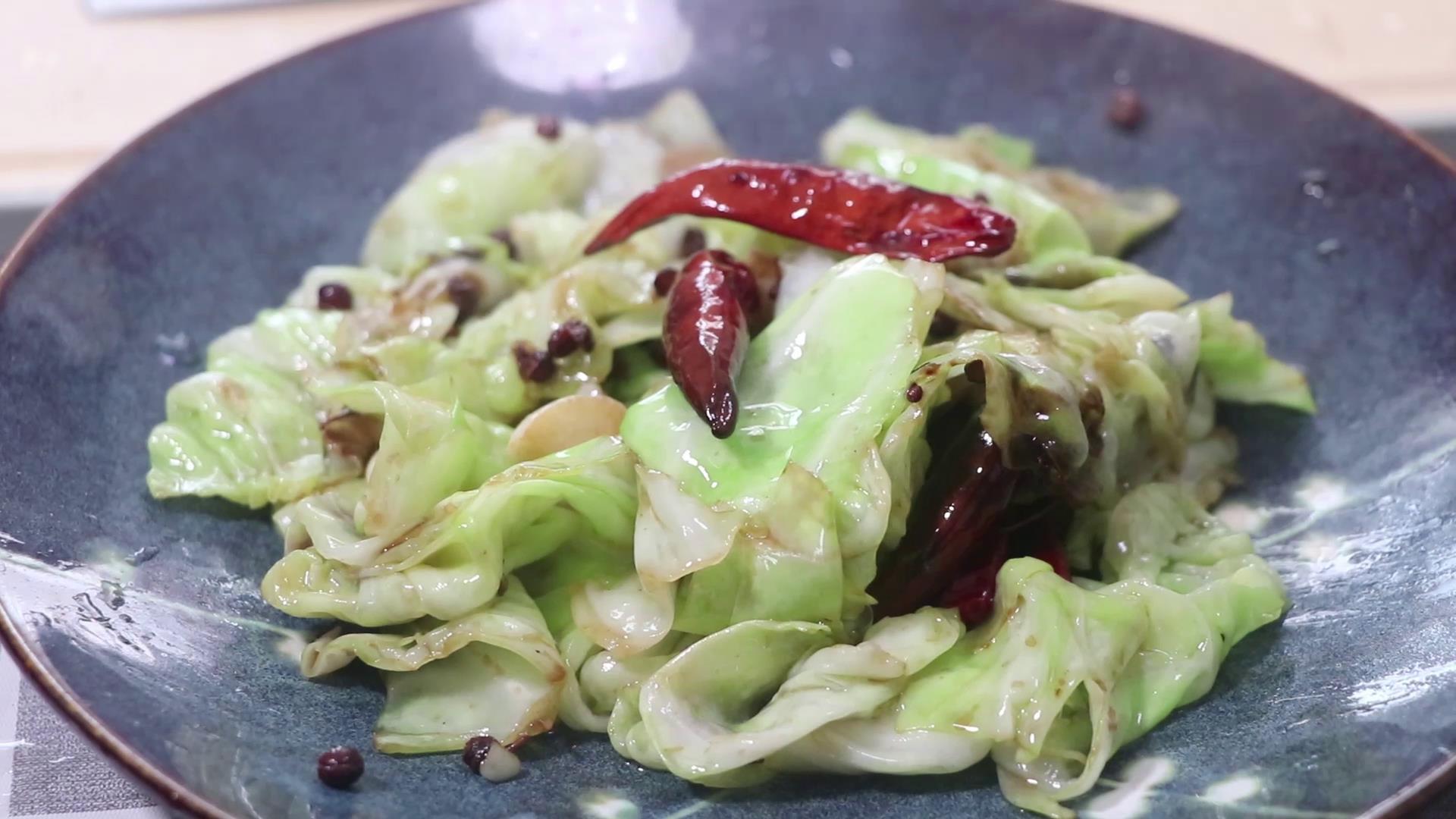 大头菜做法简单又好吃下饭,贵州黔西麻辣脆大头菜的做法视频