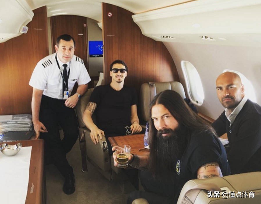 最优秀的足球运动员c罗,7号球星c罗