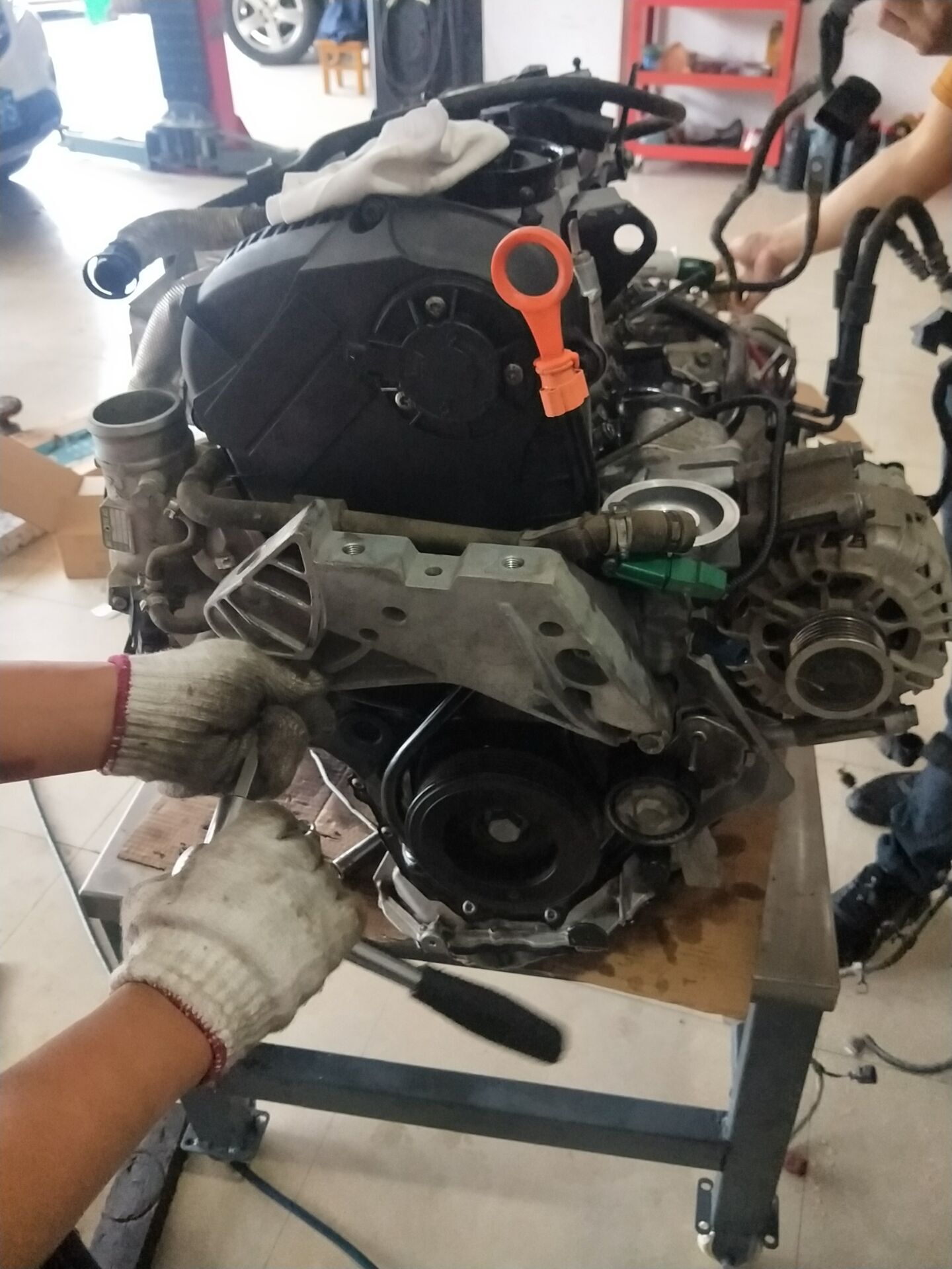 2010款大众途观发动机大修,2010年大众途观大修自己开值不