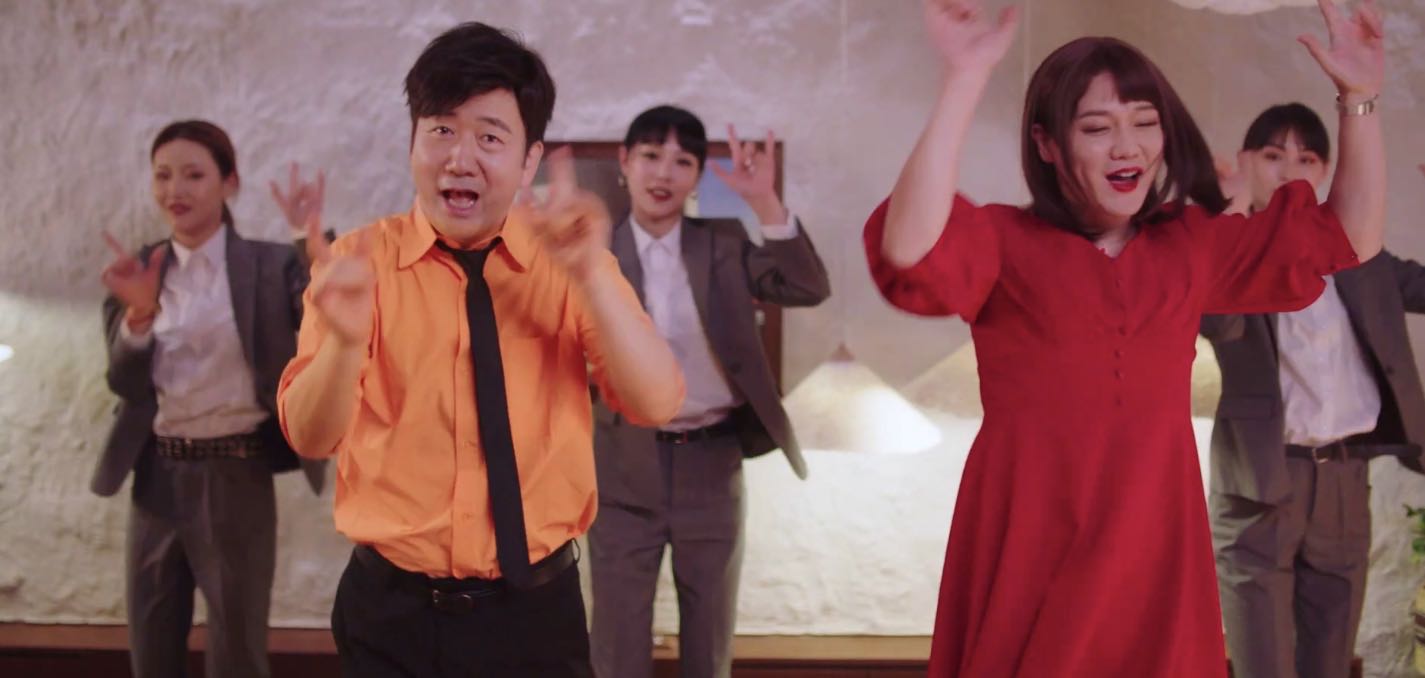 筷子兄弟老男孩前后照片对比,筷子兄弟老男孩带来的影响力