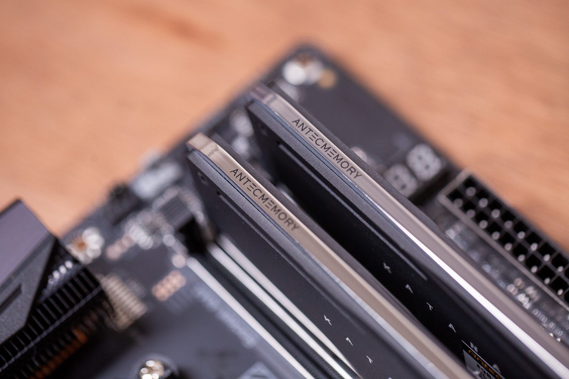 b550主板能发挥5900x性能吗,b550主板支持5800x3d吗