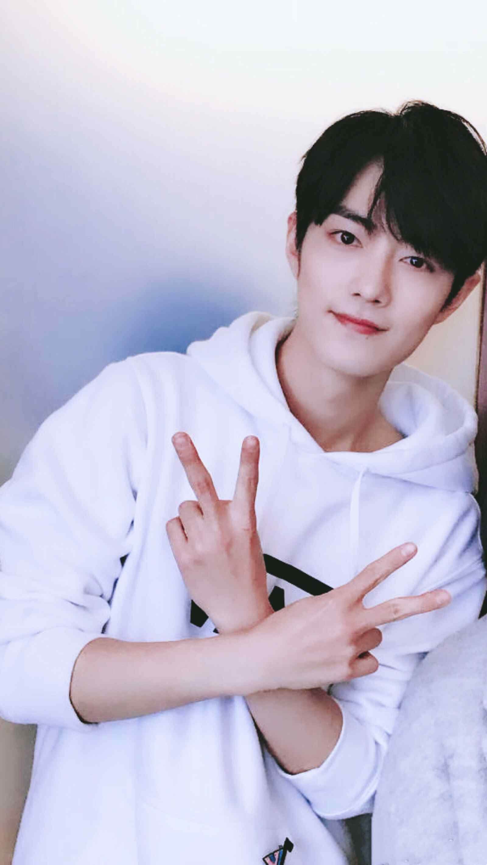 关于肖战的105件小事,关于肖战的一些小事