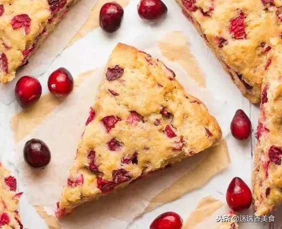 看一遍就会做的松饼,既简单又好吃的果酱做法