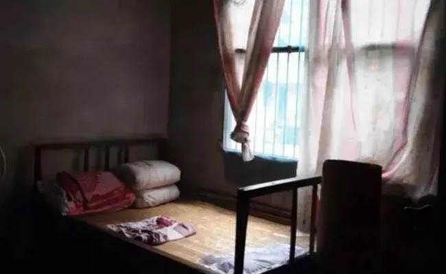 残酷！苦熬13年奥运夺金获奖励六百万，却不如网红干坐两个小时？