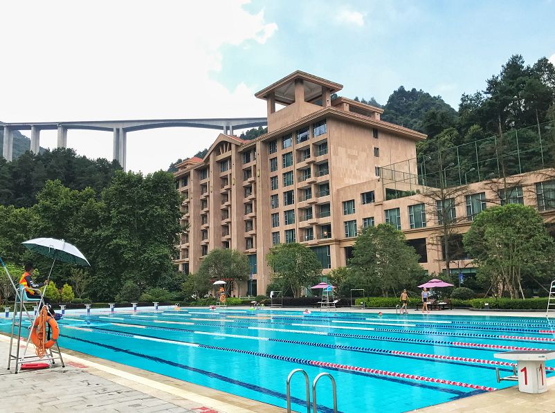 “夏”降到底，砍到冰点，息烽温泉邀你免费玩水泡泉