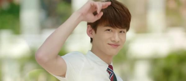 出道八年被黑八年,出道七年当明星关停网站后续