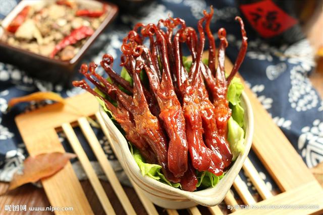 好吃到爆的麻辣鸭货,麻辣鸭货过瘾