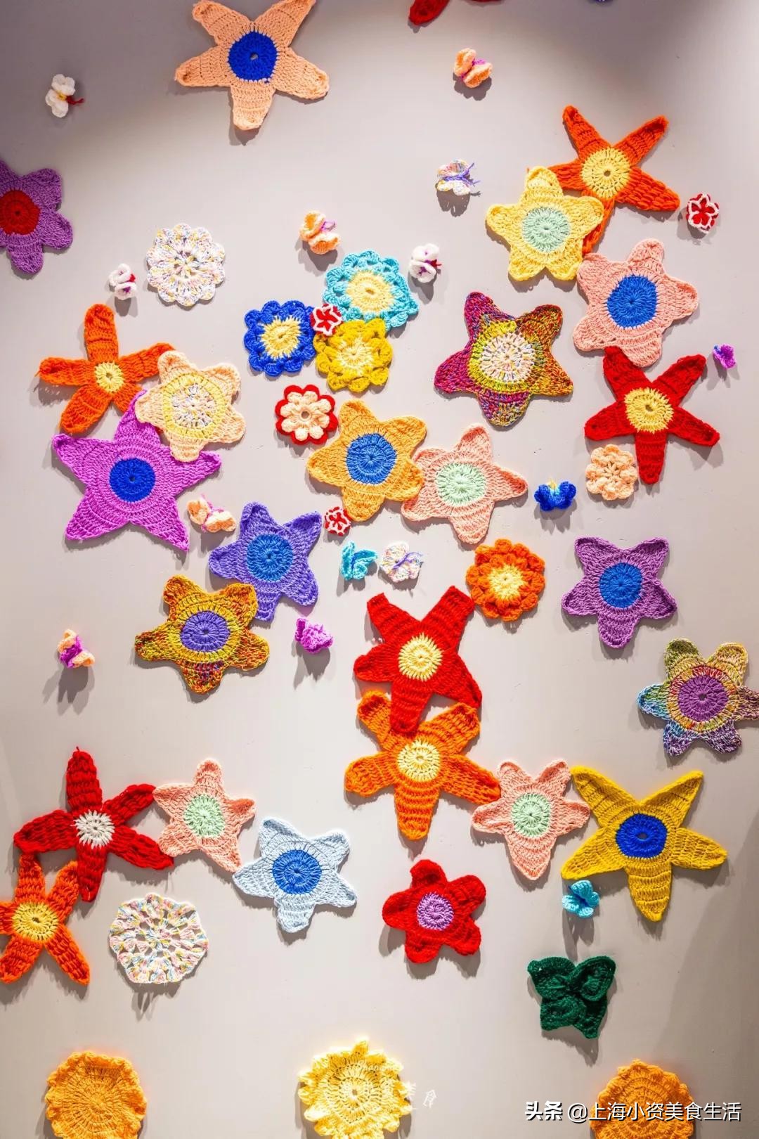 人广新开宝藏甜品店，把小笼包做成了慕斯蛋糕！