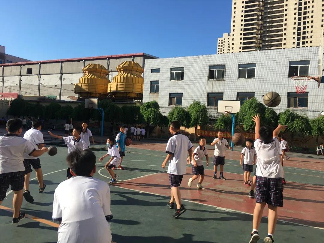 小心“疫疫”与“神采奕奕”同行——铁岭求实小学全员复学第一周微记