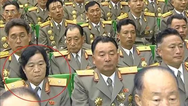 高颜值的朝鲜女兵,70年代朝鲜女兵