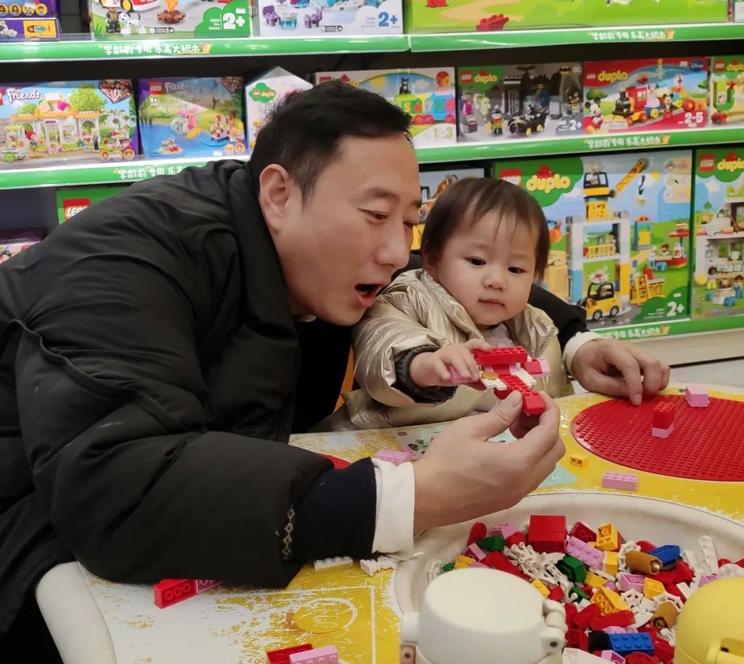 「防火，防盗，防谭乔」