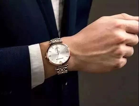 三八女神节愿天下女人芳华自在,三八妇女节愿你芳华常在笑靥如花