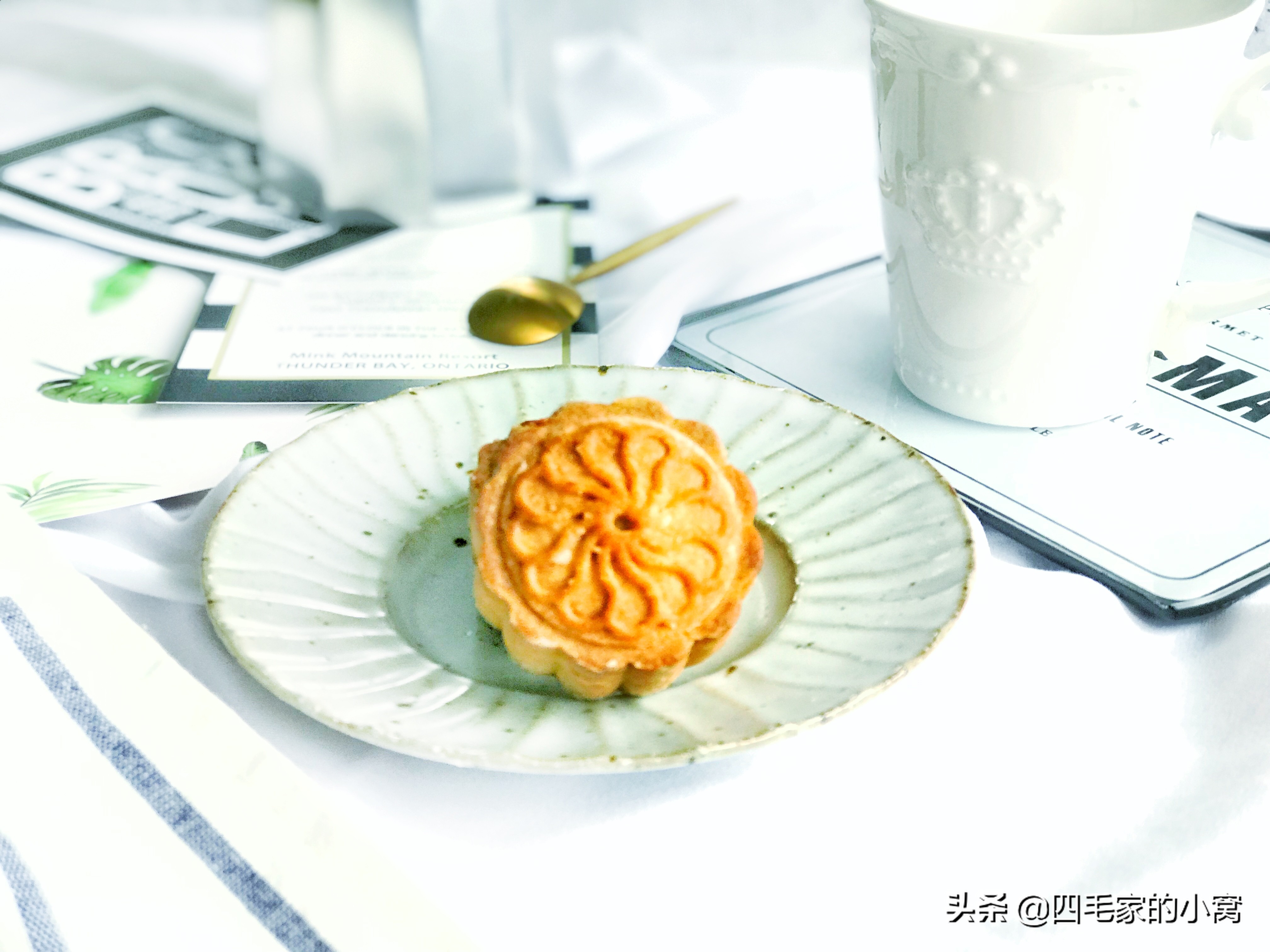 桃酥做出来放一天就不酥了,最正宗的奶酥月饼告诉你简单做法