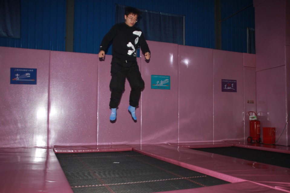 蹦床主题乐园旱雪滑梯,咸阳蹦床主题乐园