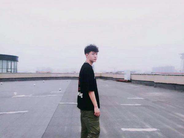 李荣浩最近抖音很火的一首歌改编,李荣浩抖音最火的歌