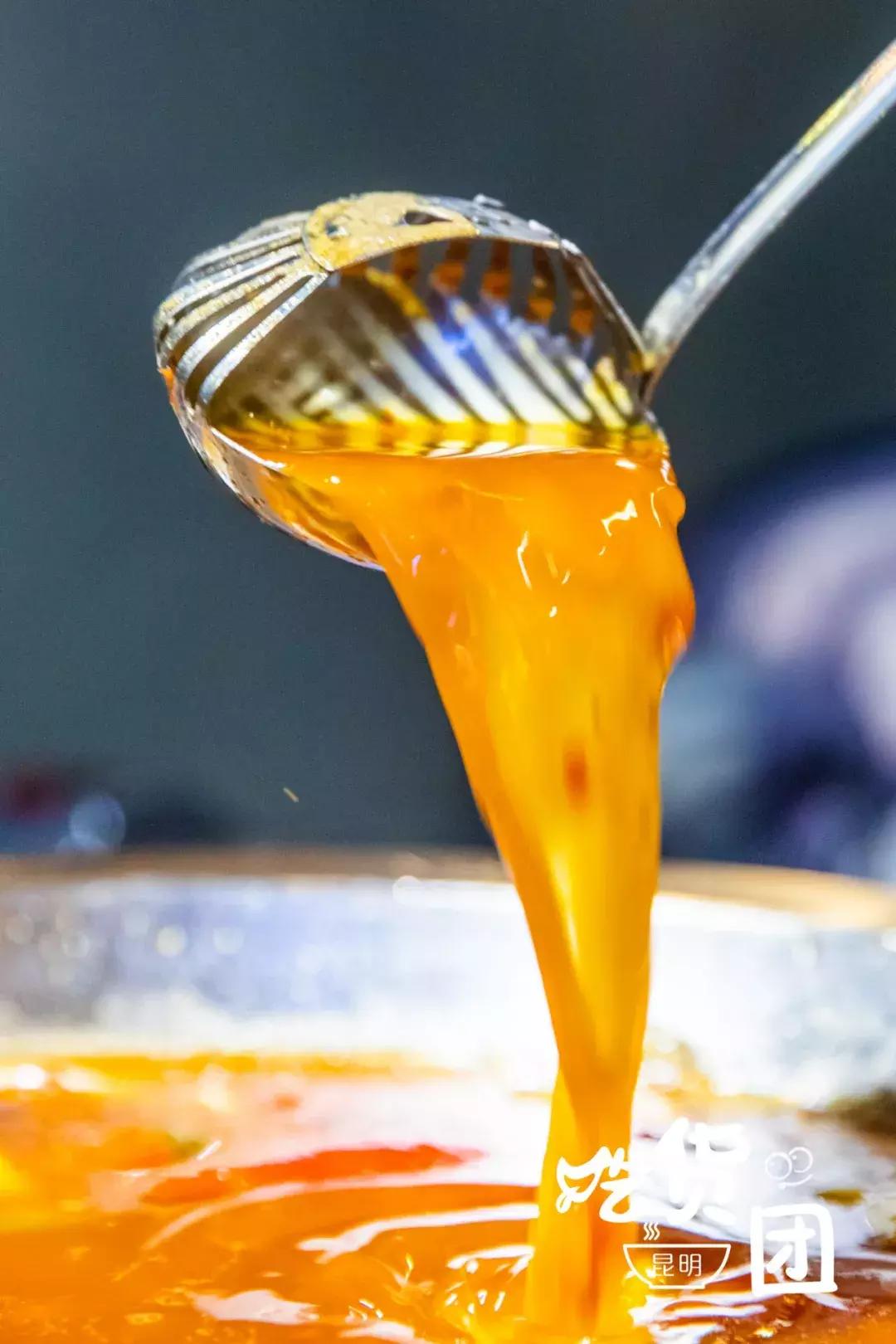 昆明风情街美蛙鱼头,昆明廖姥爷美蛙鱼头火锅