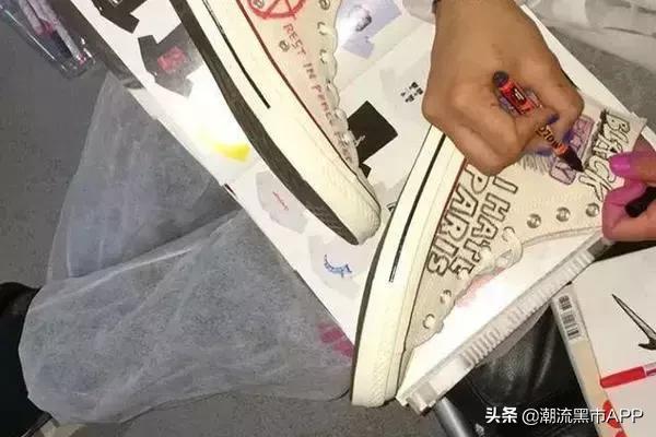 球鞋改造涂鸦 (如何自己在家改球鞋配色)