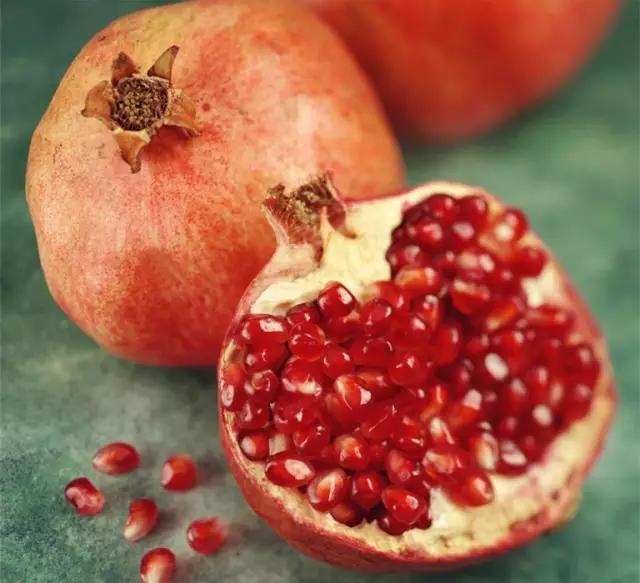 水果简笔画拟人化小学生四年级,画食物甜品和水果零食简笔画