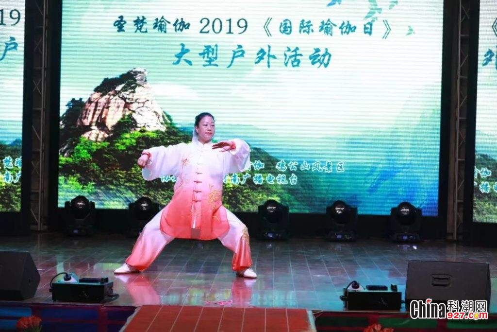 2024年国际瑜伽日最新活动,全球各地爱好者迎国际瑜伽日