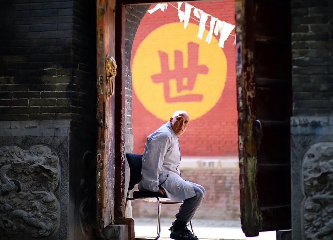 骑自行车去俄罗斯老宋,骑28自行车