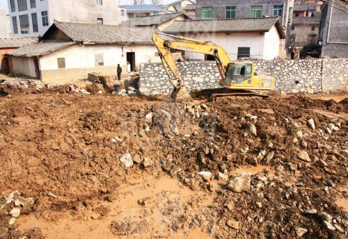 一个村没有宅基地证怎么办,已经拆迁了宅基地怎么要回