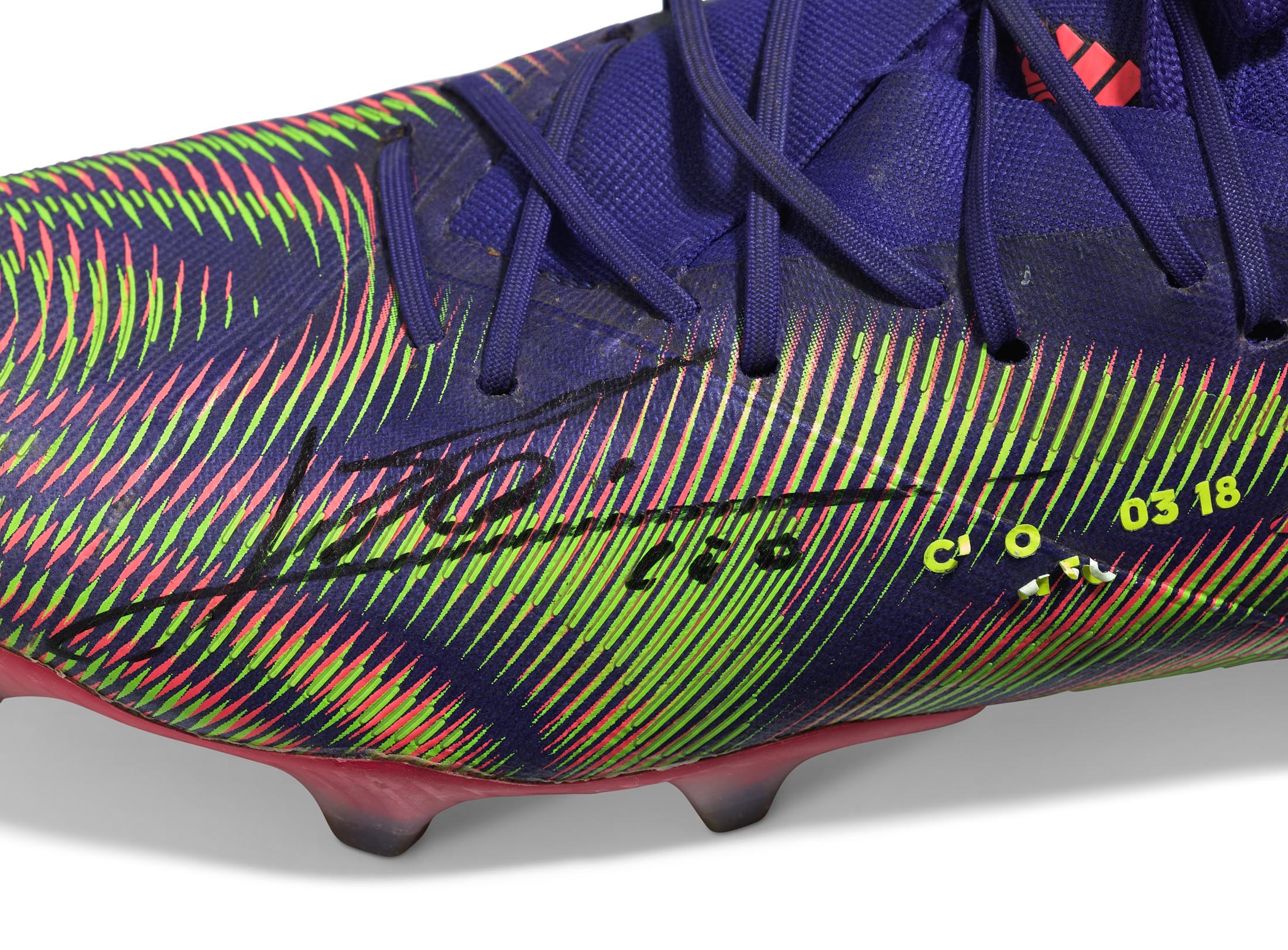 梅西球鞋汇总,梅西金色球鞋发售价