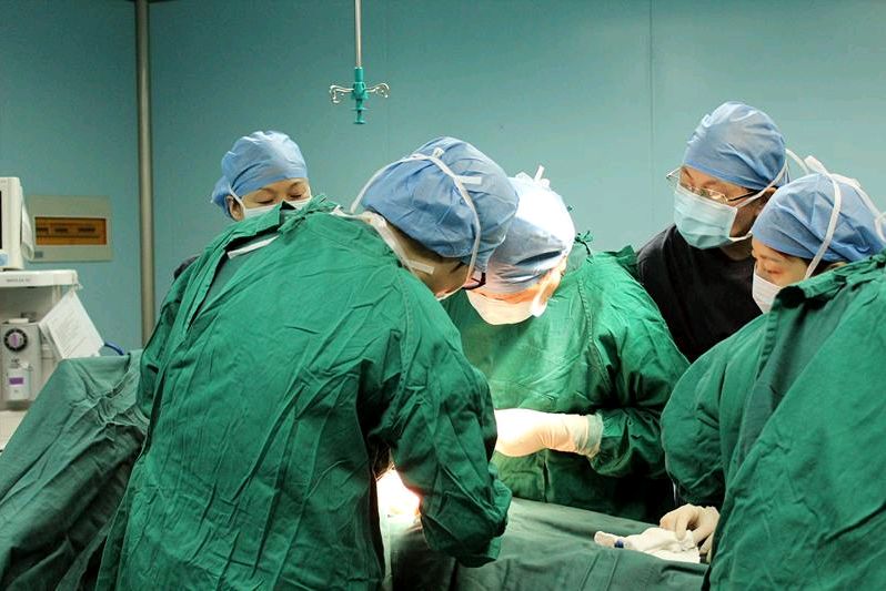 喝牛奶腹泻是乳糖不耐受吗,喝牛奶引起的腹泻是肠炎吗