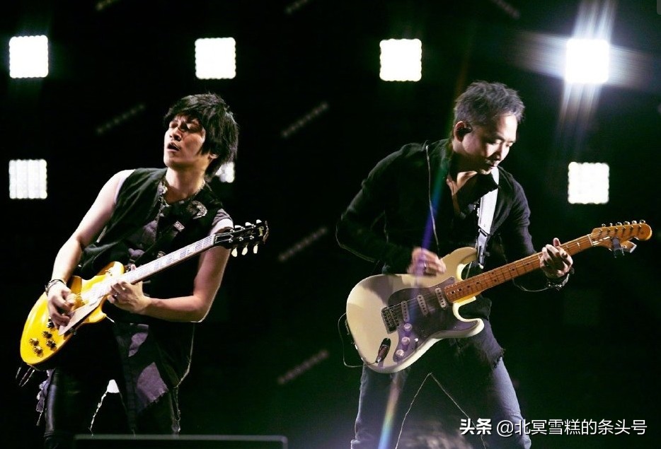 五月天演唱会19年上海虹口足球场,上海虹口4月份演唱会