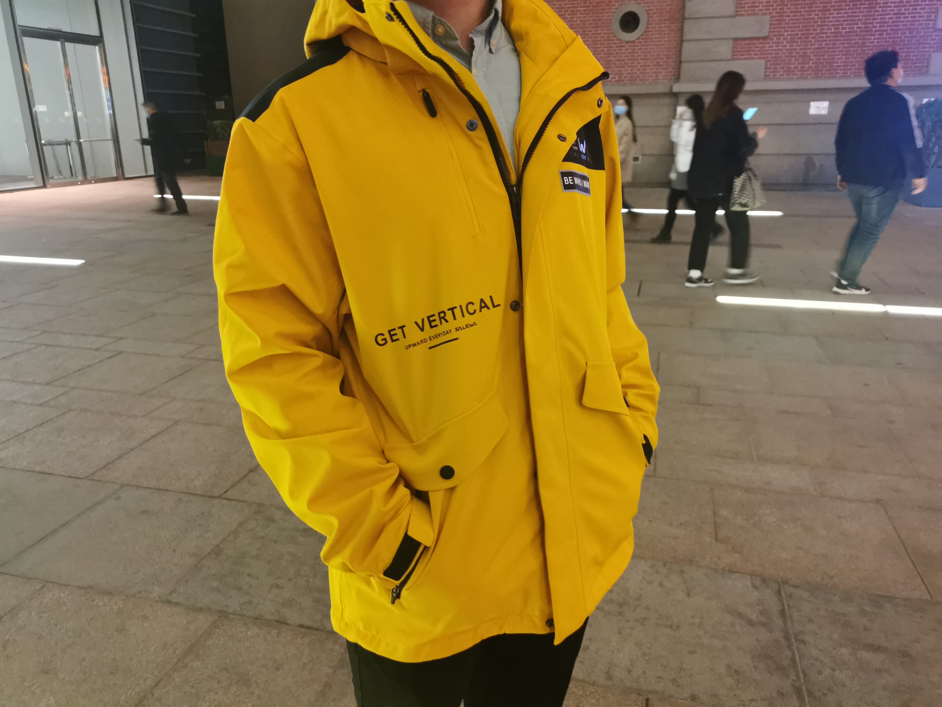 沙乐华冲锋衣高清图片,沙乐华冲锋衣怎么样