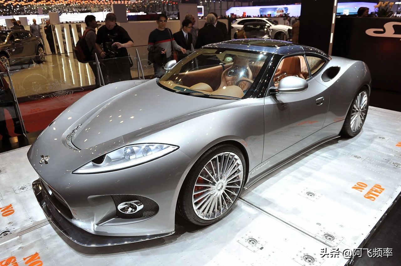 荷兰跑车世爵的价格,荷兰超跑